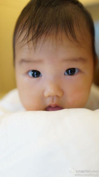 玲花爱女满百日