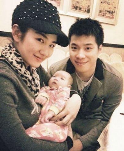 变卦？离婚6天黄毅清再放话誓夺女儿抚养权