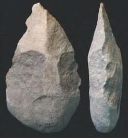 　　肯尼亚出土的176万年前的阿舍利石器
