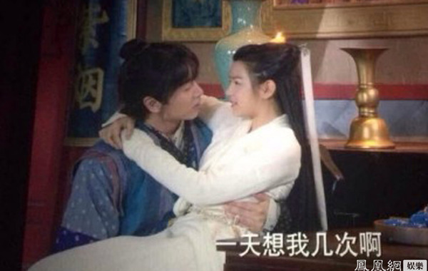 新《神雕下路》12月3日将登陆湖南卫视播出。近日，一组《神雕》剧情镜头曝光。剧情中，小龙女说自己一直在找杨过，“找不到你，头发乱了我都不管”，杨过则是“每天想你二百遍”，当小龙女不满意地说要每天想我三百遍时，杨过大呼：我以后早上想你二百遍，中午想你二百遍，晚上再想你二百遍……
