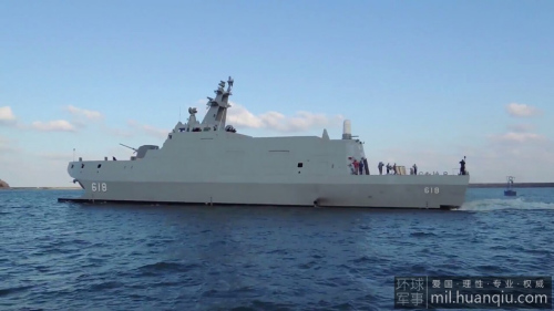 台湾自行研制的沱江号隐身护卫舰出海进行测试