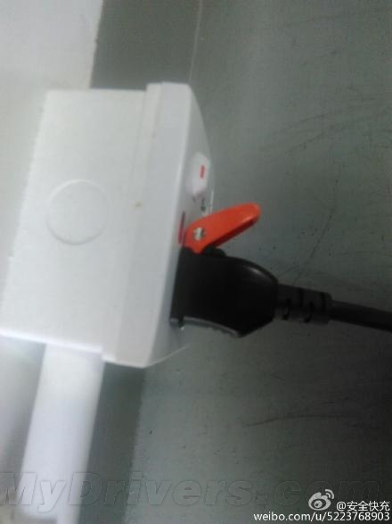国产！全球首款Quick Charge2.0移动电源来了