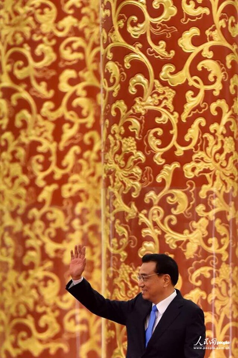 国务院总理李克强答中外记者问