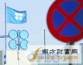 OPEC国家之外的产量也在提升，巴西国有油业巨头巴西石油公司(Petrobras)产量较4月增加了6%，而7月北海石油平台的产出可能会触及2年高点。